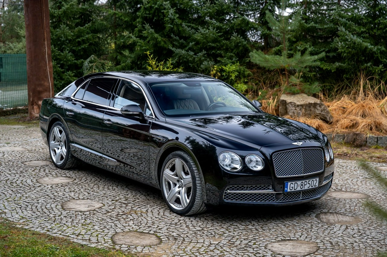 Bentley Continental Flying Spur - Zdjęcie 18