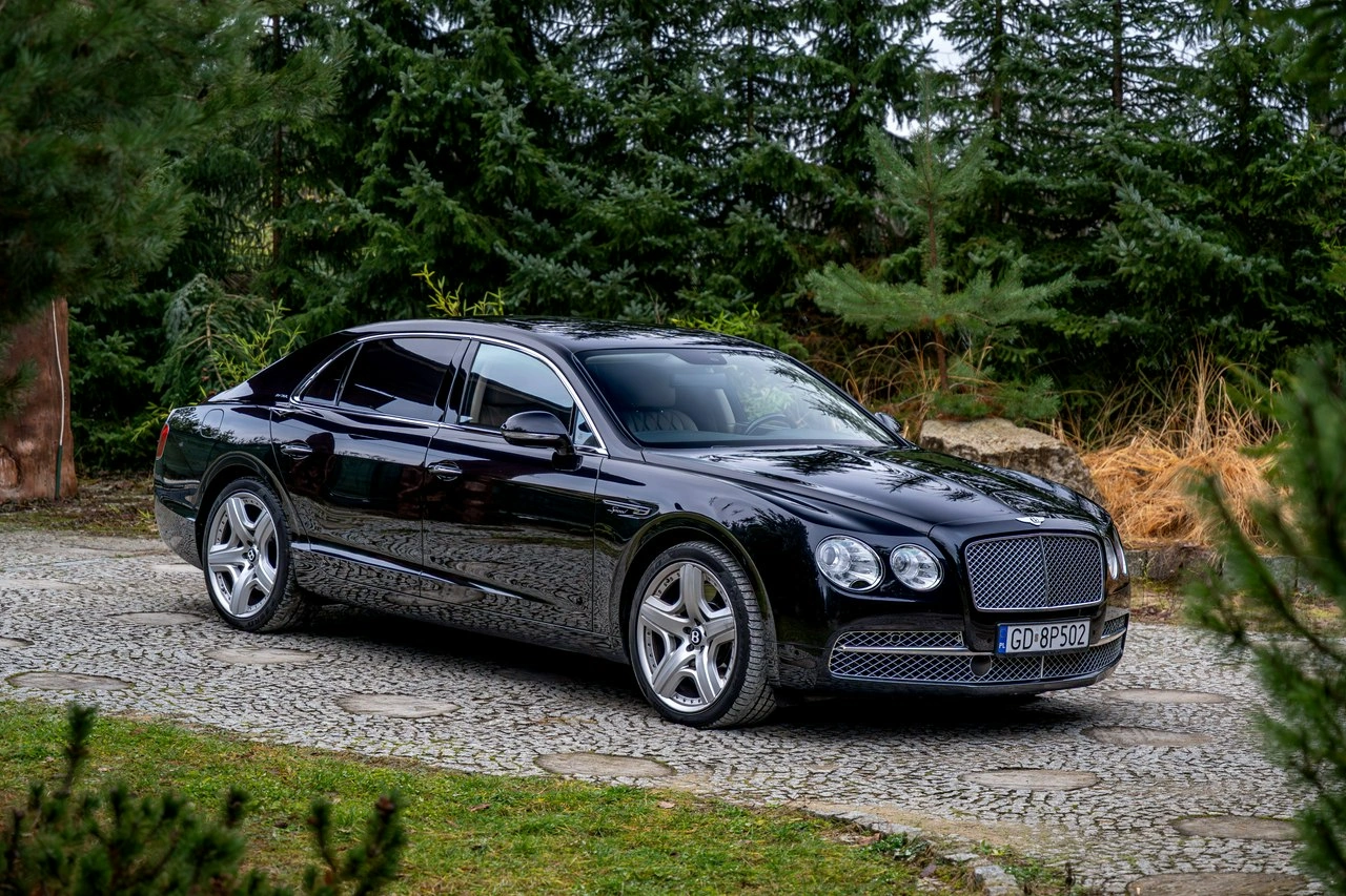 Bentley Continental Flying Spur - Zdjęcie 24