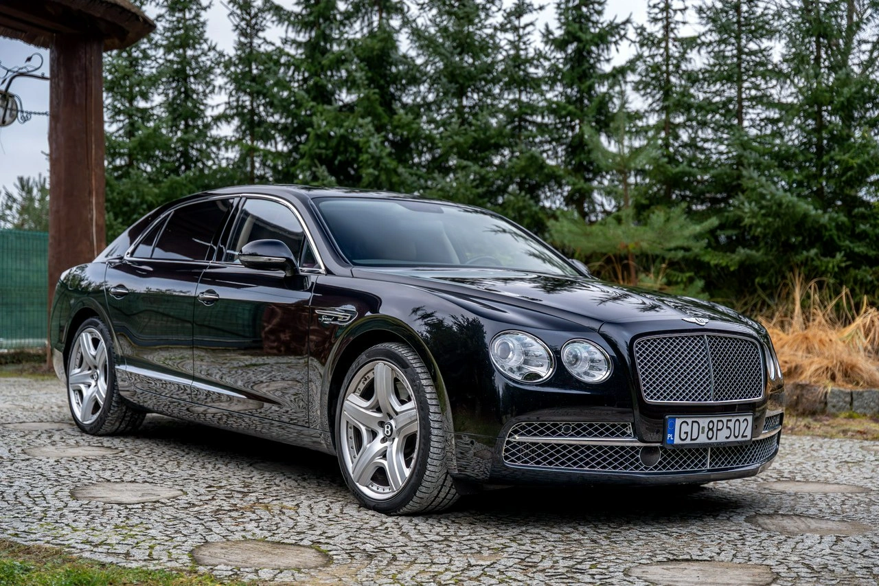 Bentley Continental Flying Spur - Zdjęcie 30