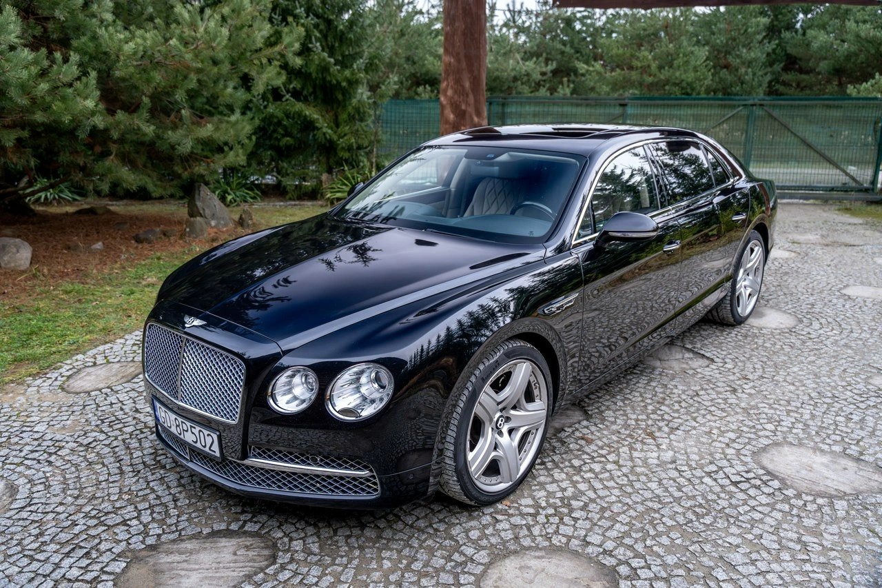 Bentley Continental Flying Spur - Zdjęcie 2