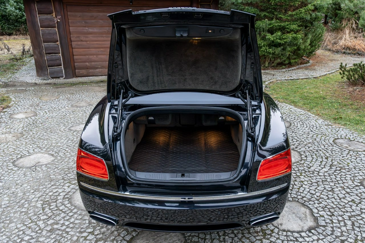 Bentley Continental Flying Spur - Zdjęcie 40