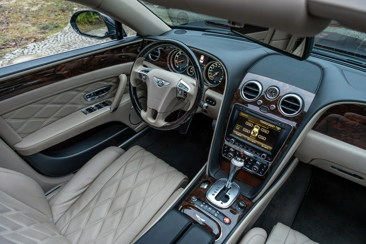 Bentley Continental Flying Spur - Zdjęcie 58