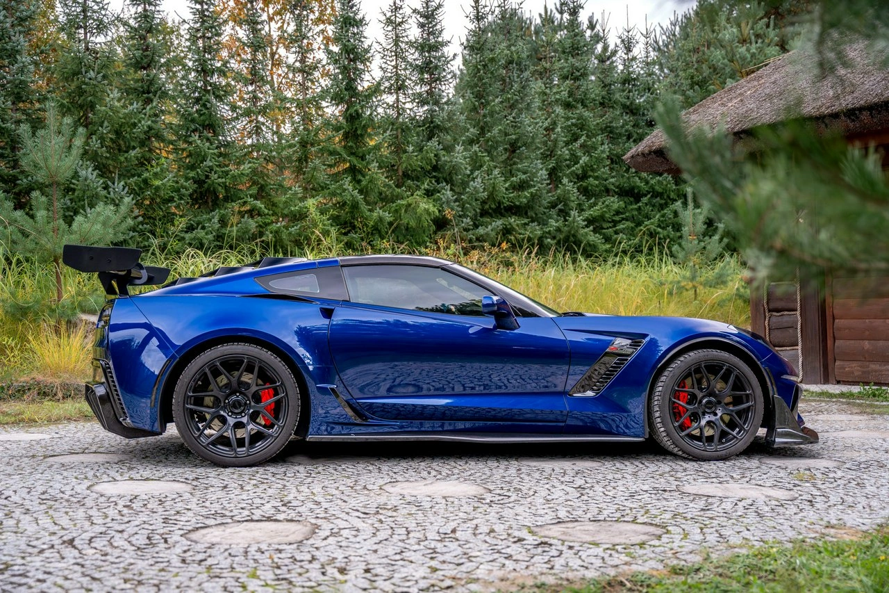 Chevrolet Corvette - Zdjęcie 15