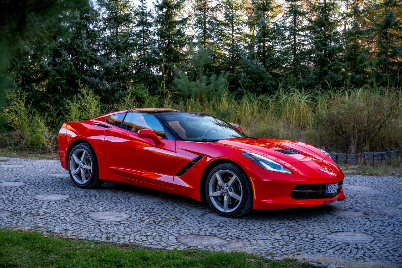 Chevrolet Corvette - Zdjęcie 24