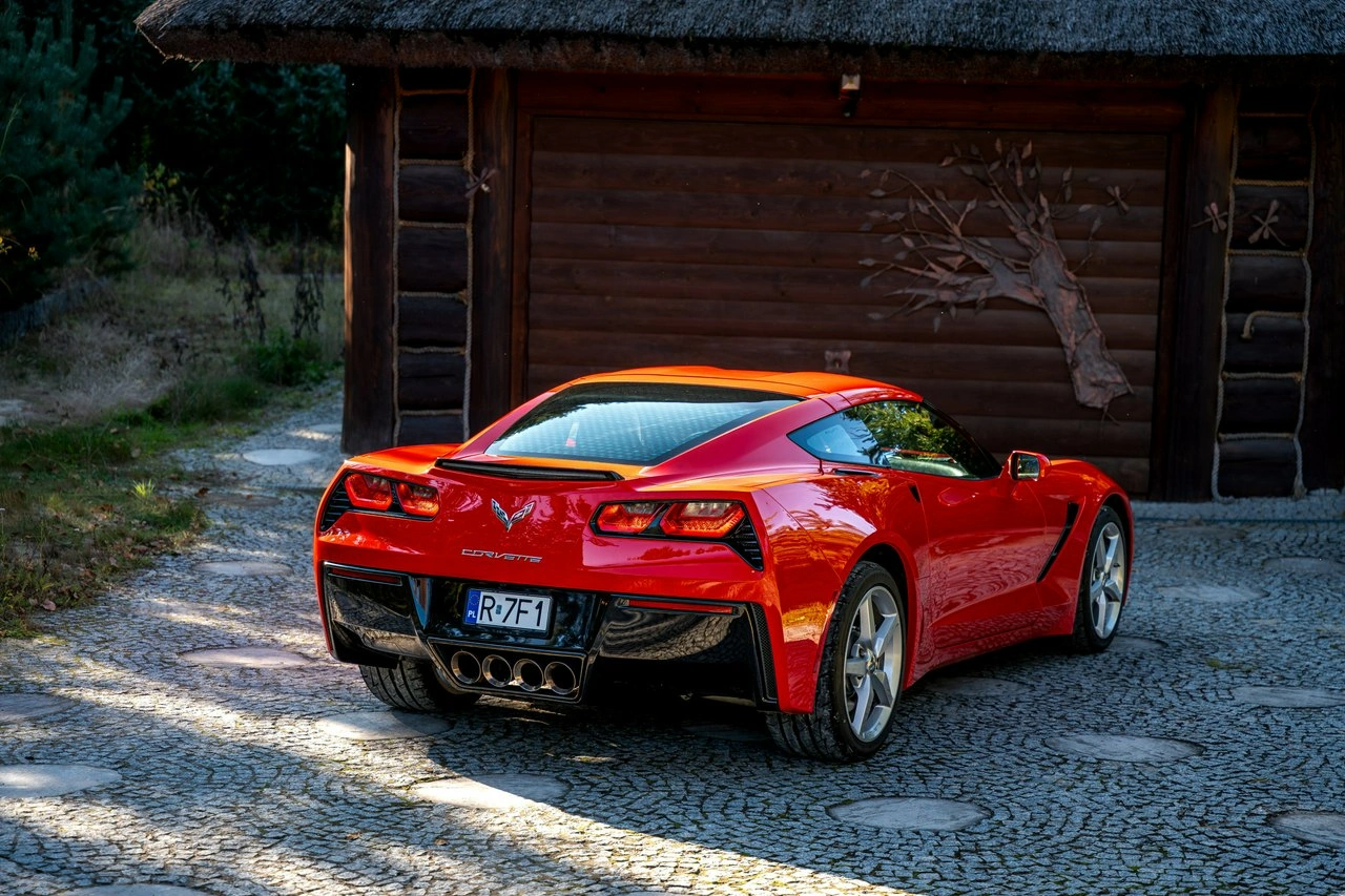 Chevrolet Corvette - Zdjęcie 30