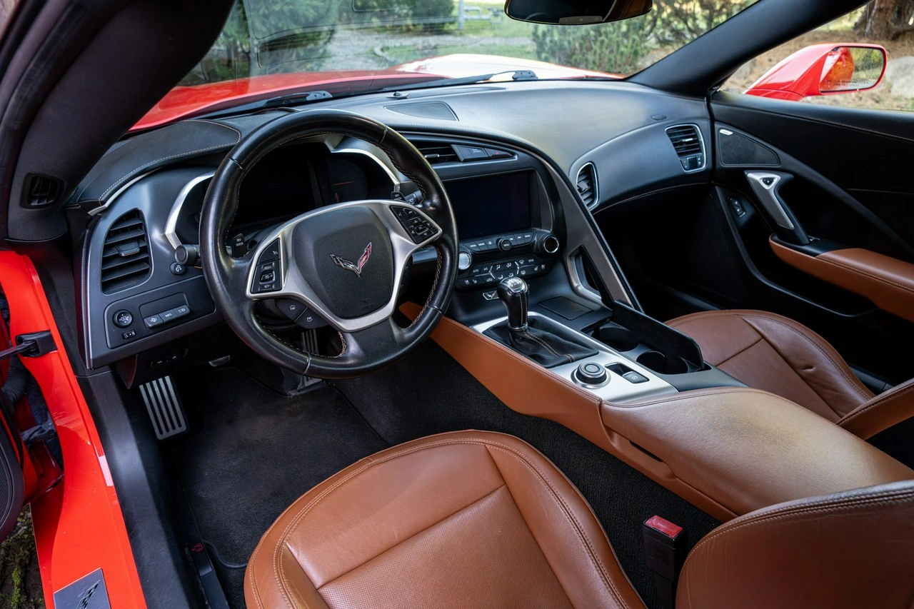 Chevrolet Corvette - Zdjęcie 36