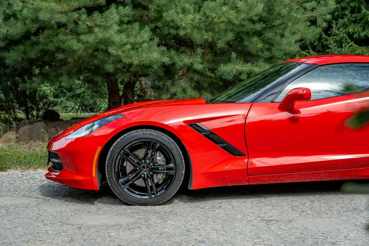 Chevrolet Corvette - Zdjęcie 14