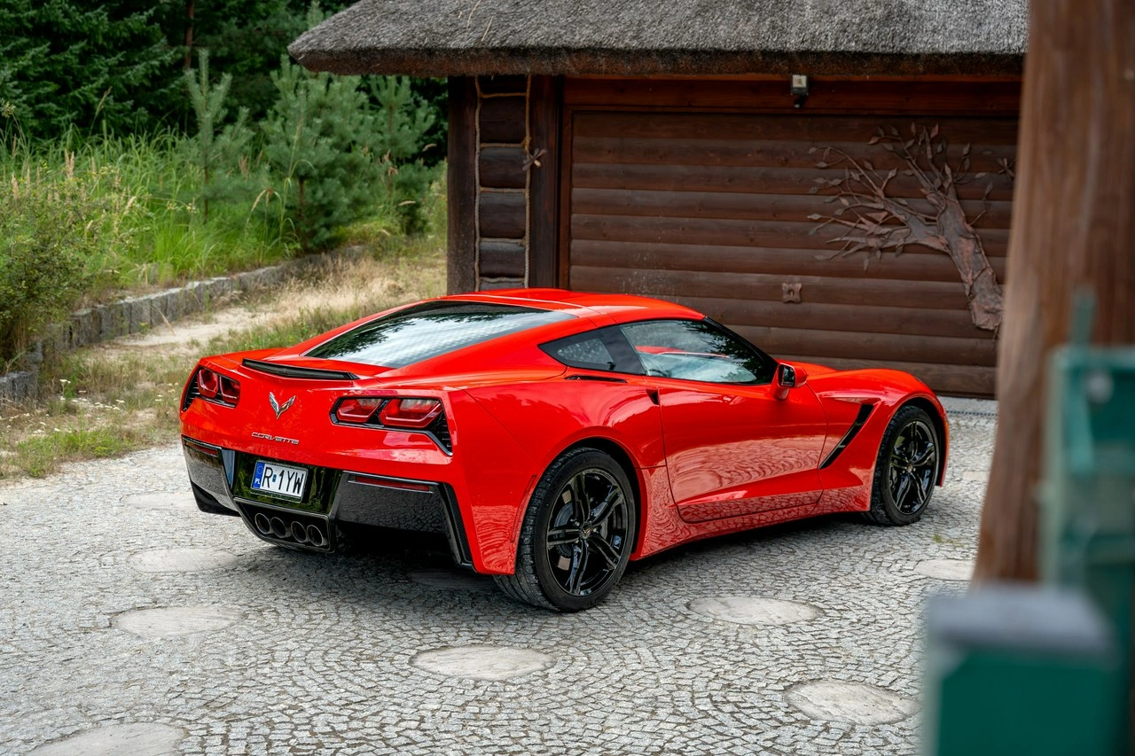 Chevrolet Corvette - Zdjęcie 19