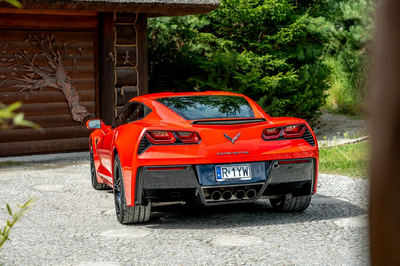 Chevrolet Corvette - Zdjęcie 35