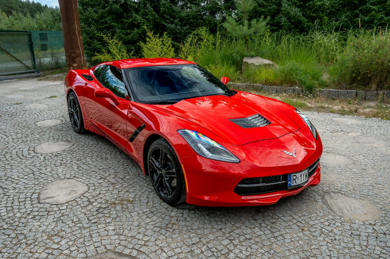 Chevrolet Corvette - Zdjęcie 38