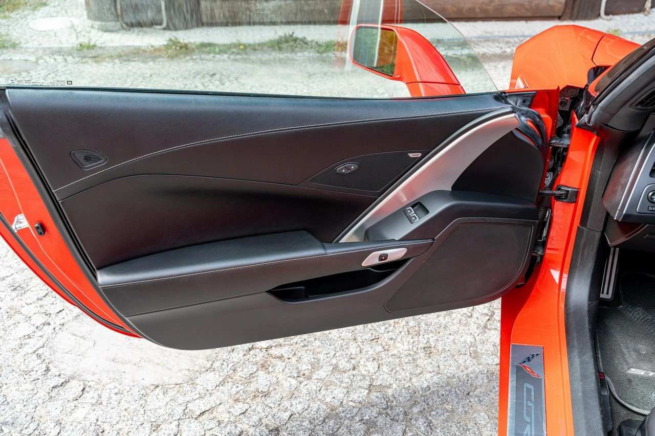 Chevrolet Corvette - Zdjęcie 47