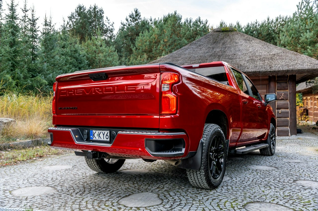 Chevrolet Silverado - Zdjęcie 12