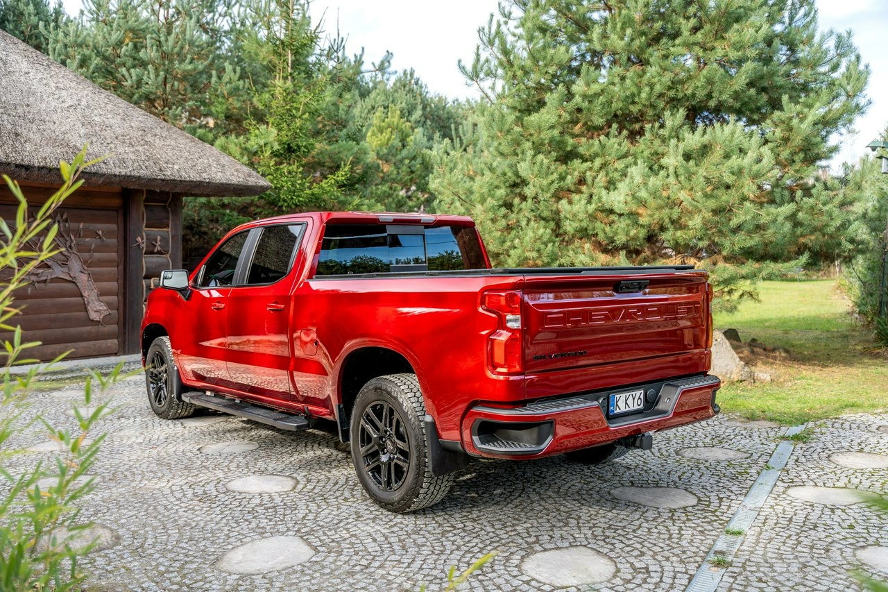 Chevrolet Silverado - Zdjęcie 19