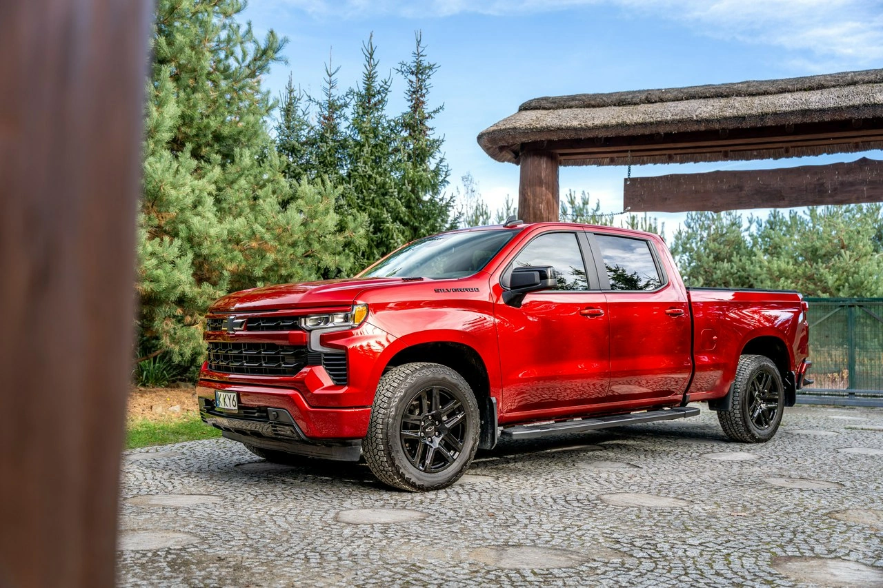 Chevrolet Silverado - Zdjęcie 20