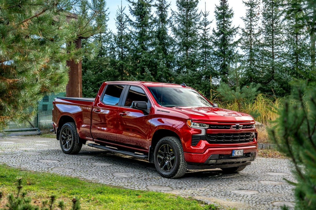 Chevrolet Silverado - Zdjęcie 24