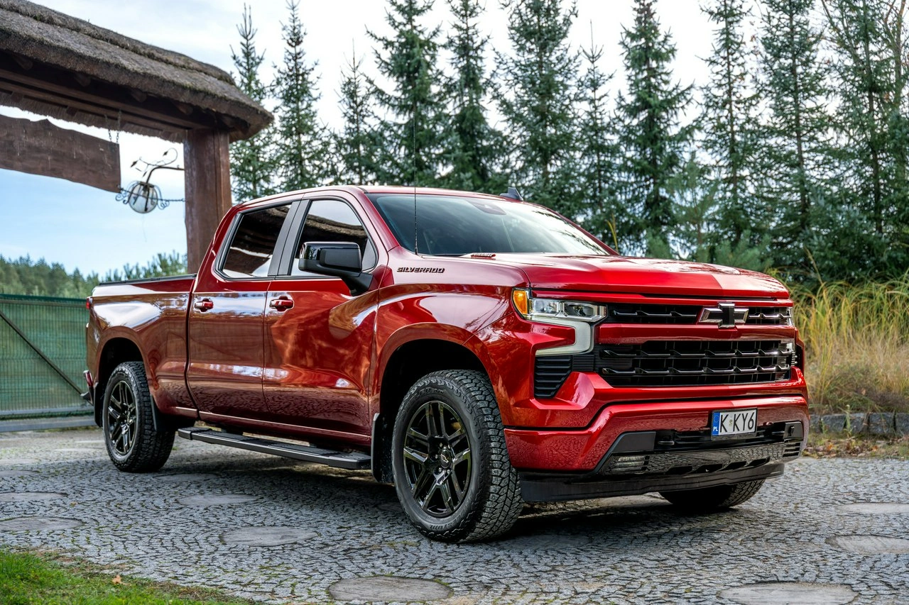 Chevrolet Silverado - Zdjęcie 30