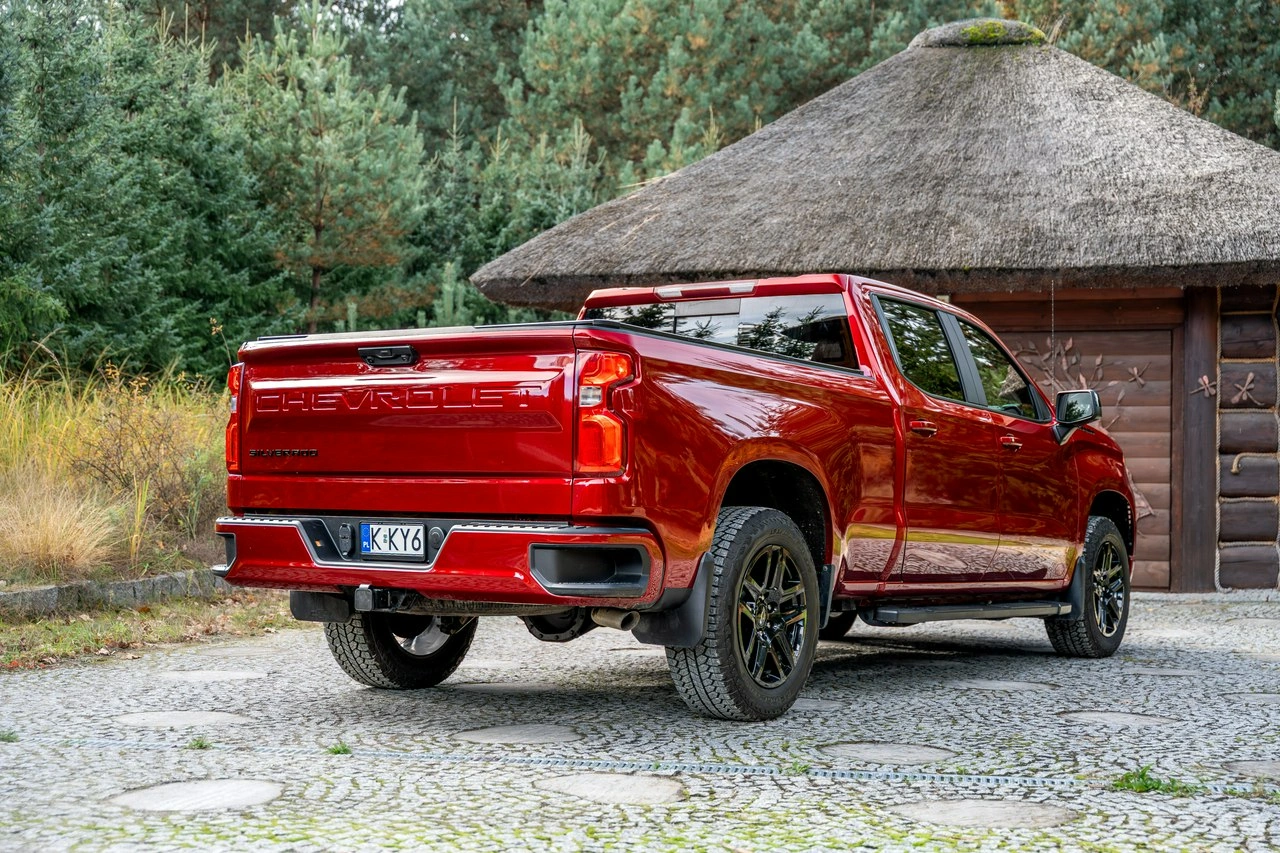 Chevrolet Silverado - Zdjęcie 31