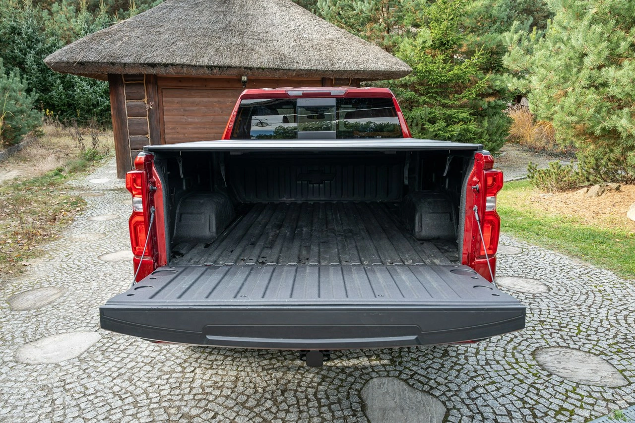 Chevrolet Silverado - Zdjęcie 35