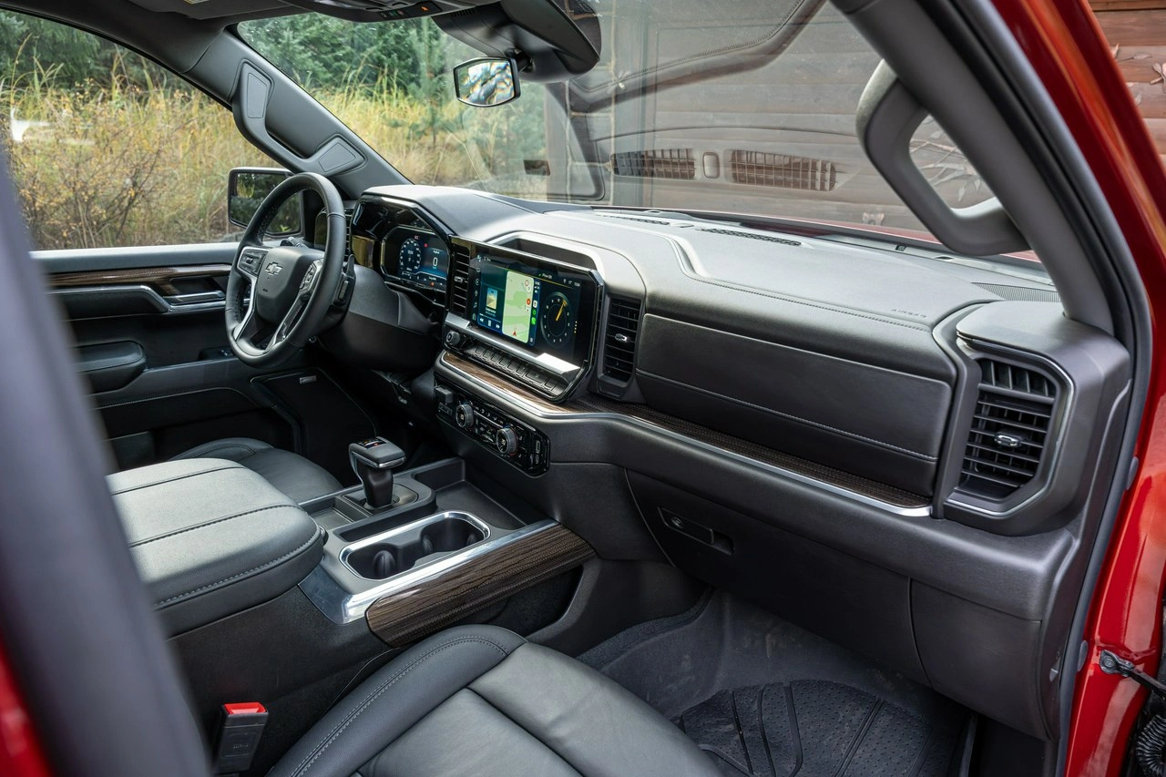 Chevrolet Silverado - Zdjęcie 42