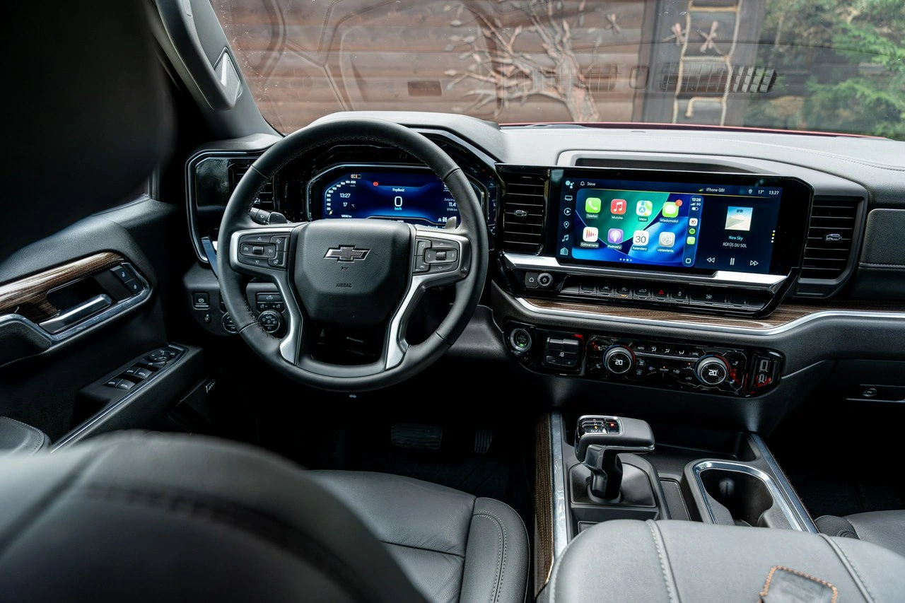 Chevrolet Silverado - Zdjęcie 45