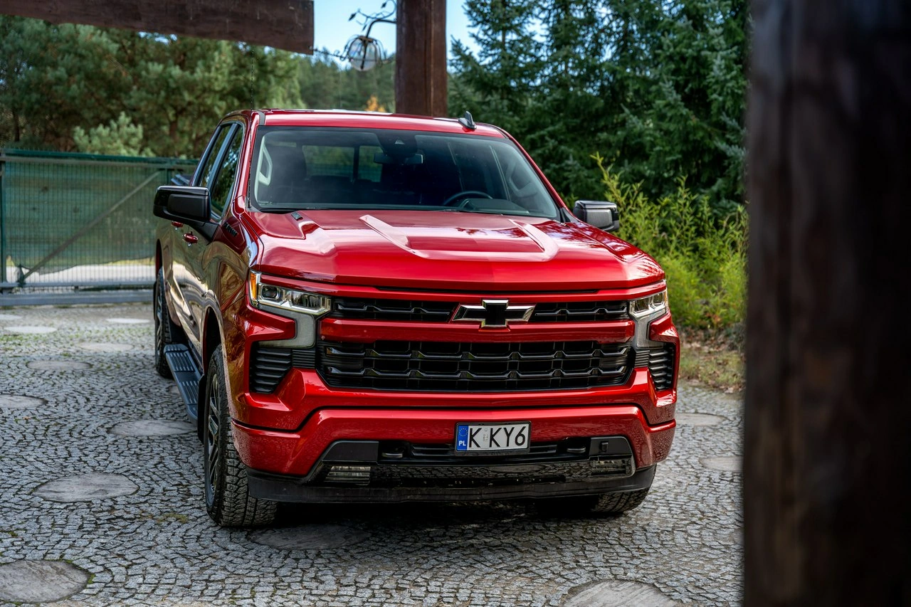Chevrolet Silverado - Zdjęcie 4