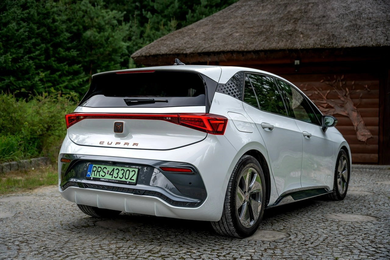 Cupra Born - Zdjęcie 12