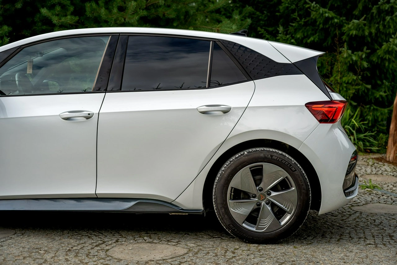 Cupra Born - Zdjęcie 15