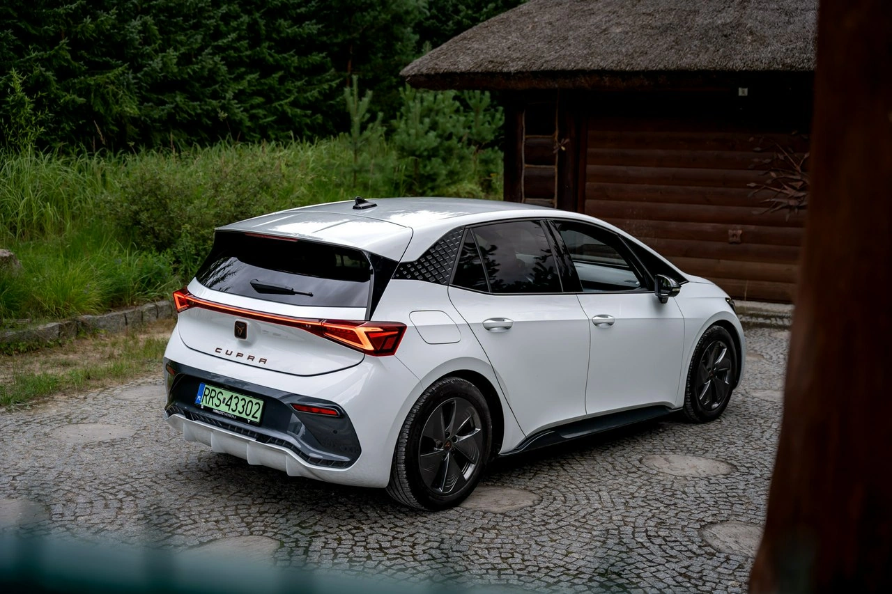 Cupra Born - Zdjęcie 19