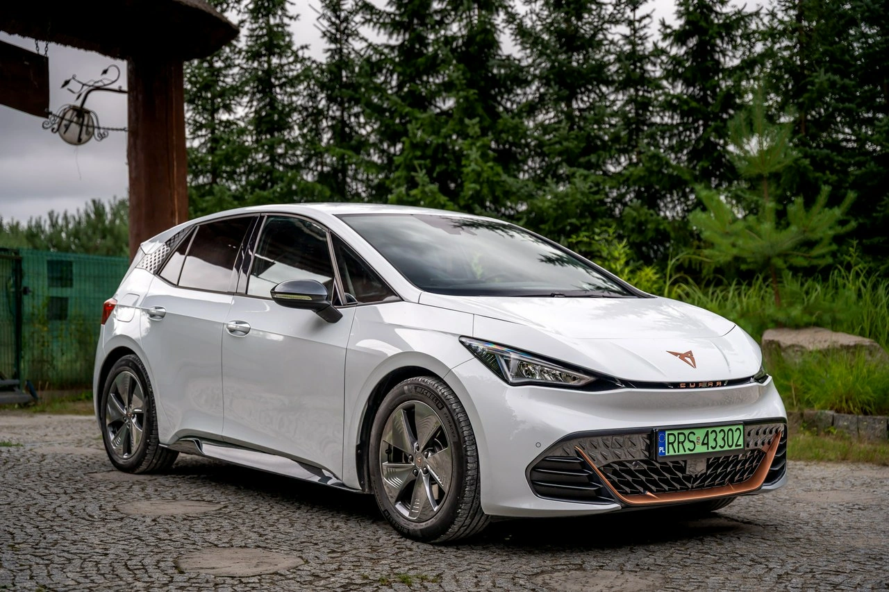 Cupra Born - Zdjęcie 24