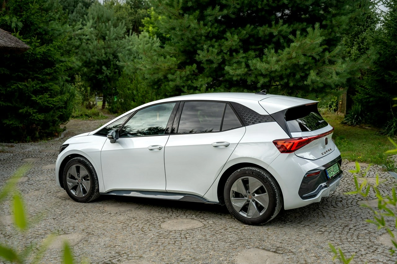 Cupra Born - Zdjęcie 25