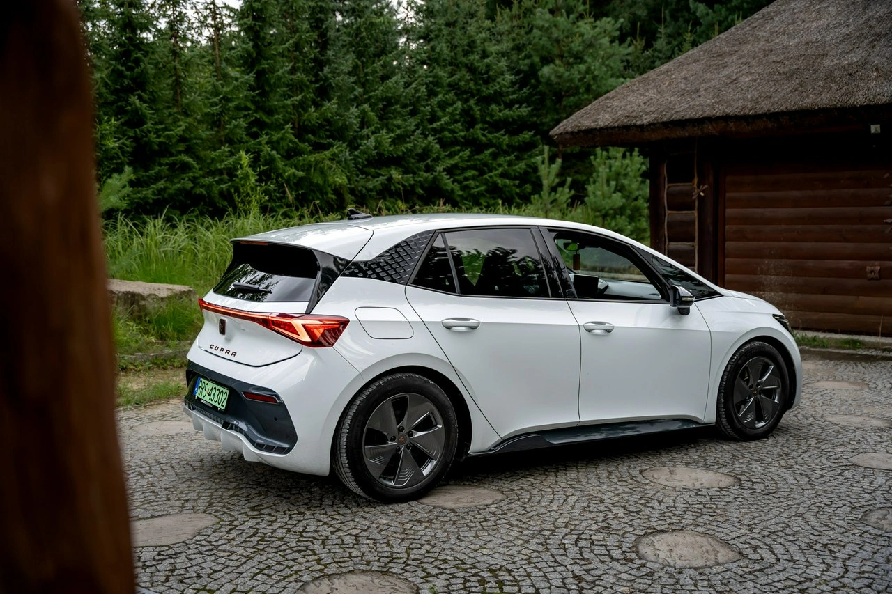 Cupra Born - Zdjęcie 37