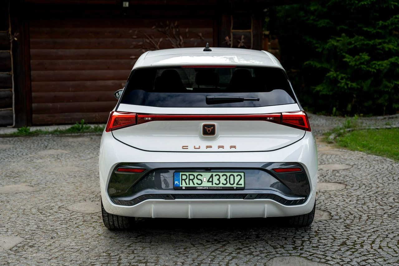 Cupra Born - Zdjęcie 38