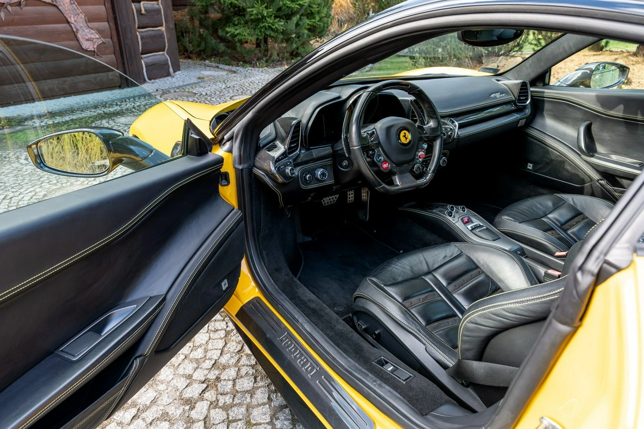 Ferrari 458 Italia - Zdjęcie 47