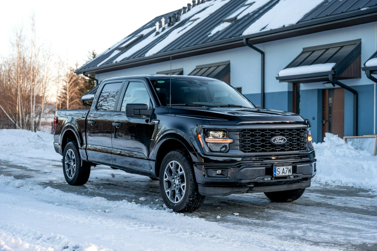 Ford F150 - Główne zdjęcie