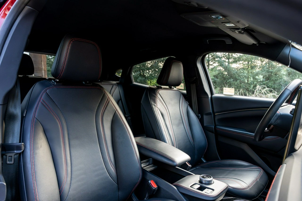 Ford Mustang Mach-E - Zdjęcie 48