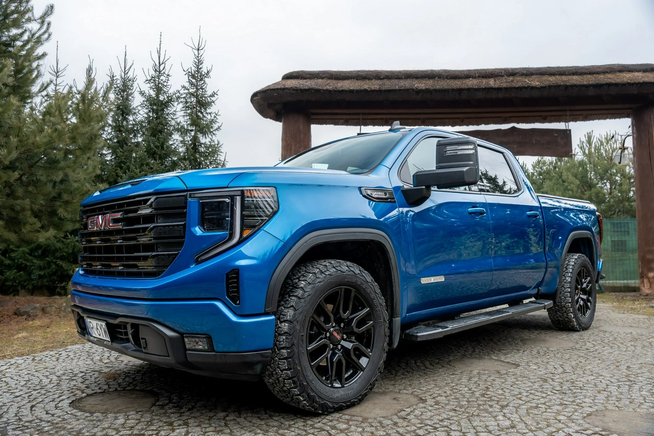 GMC Sierra - Zdjęcie 17