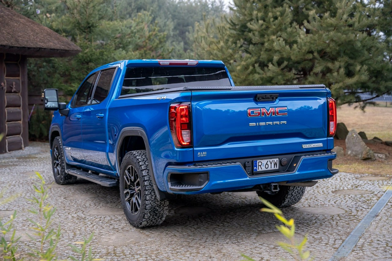 GMC Sierra - Zdjęcie 16