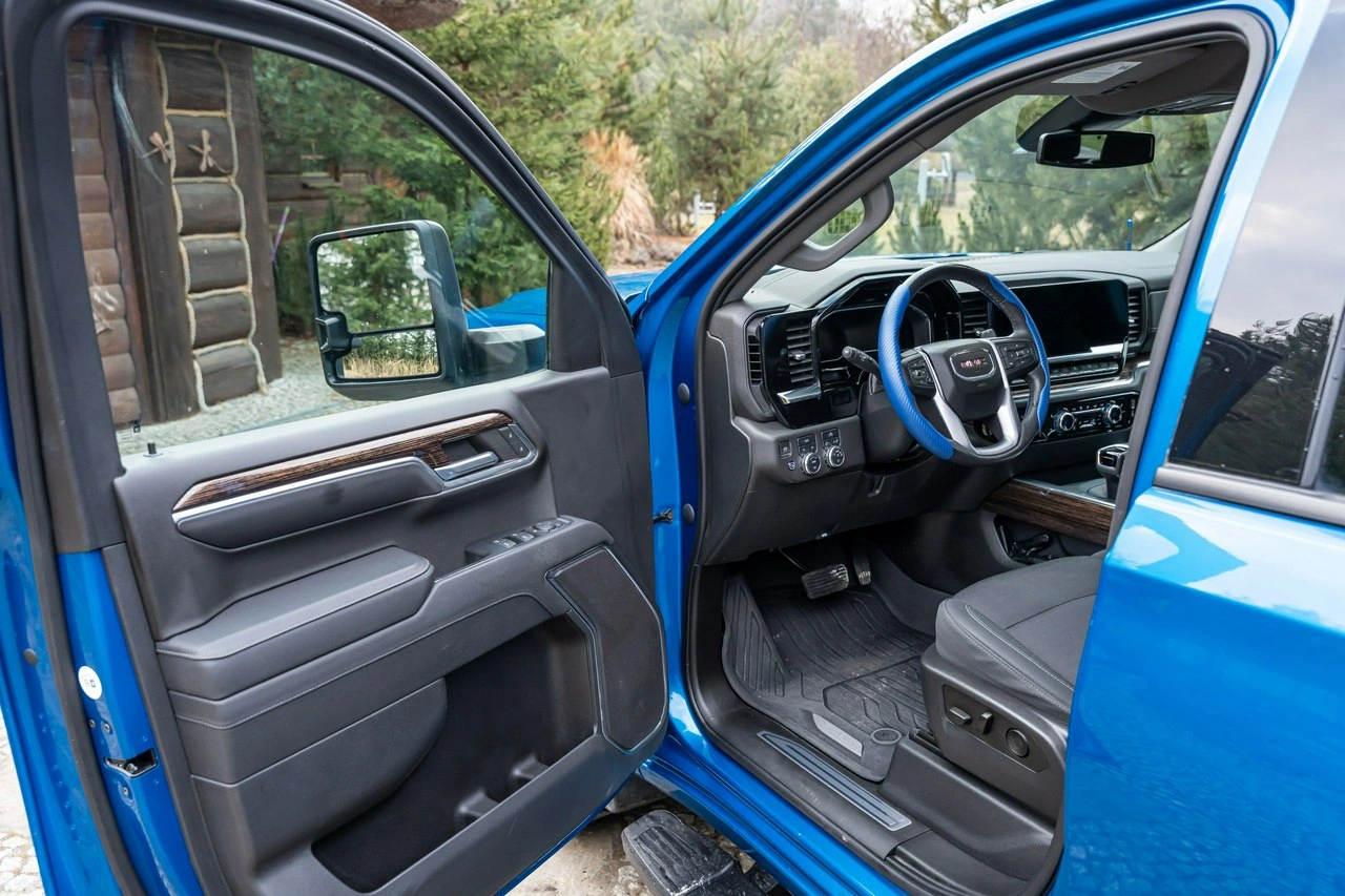 GMC Sierra - Zdjęcie 27