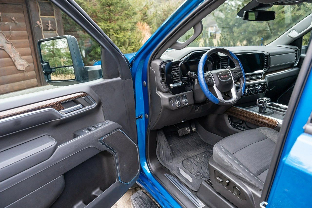 GMC Sierra - Zdjęcie 29