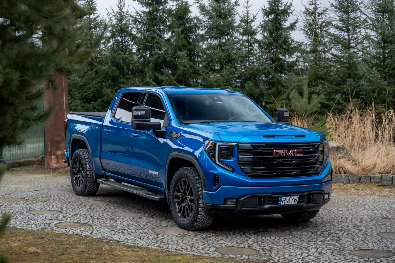 GMC Sierra - Zdjęcie 23