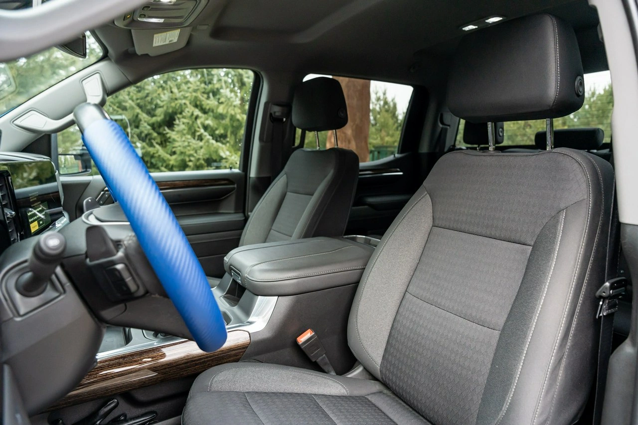 GMC Sierra - Zdjęcie 32