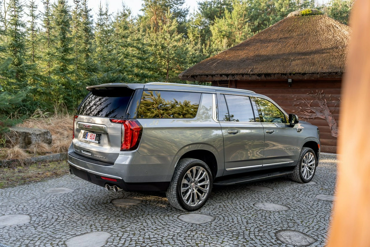 GMC Yukon - Zdjęcie 12