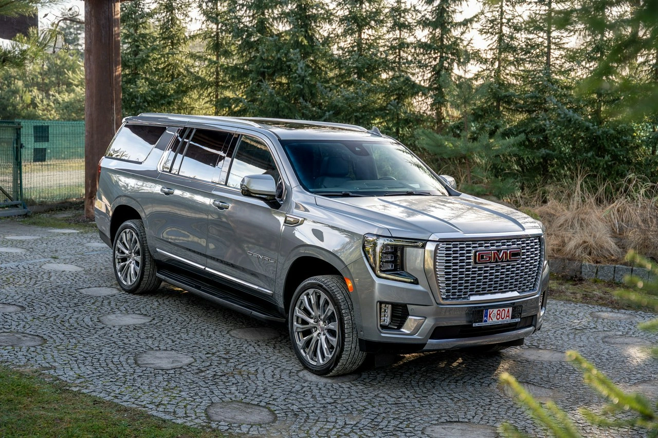 GMC Yukon - Zdjęcie 18