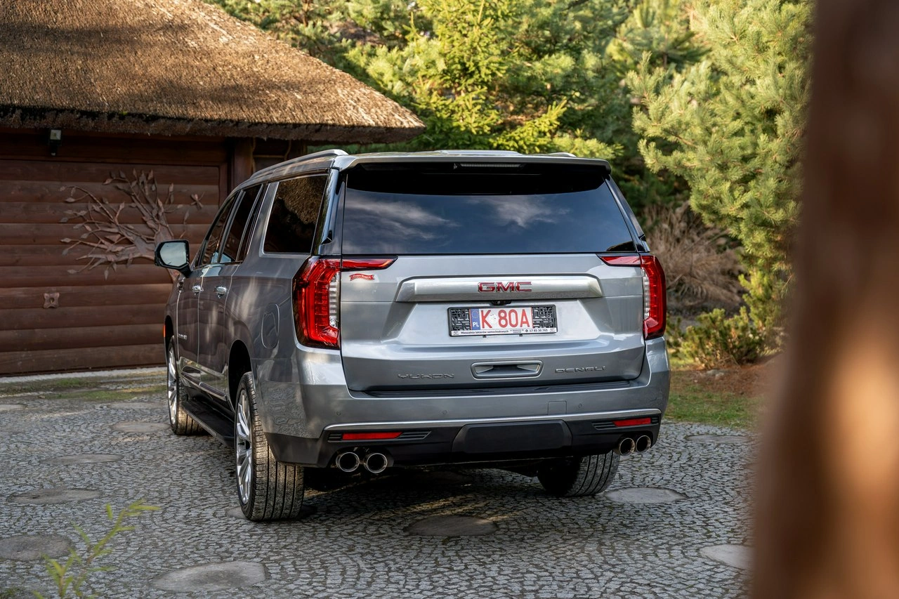 GMC Yukon - Zdjęcie 19