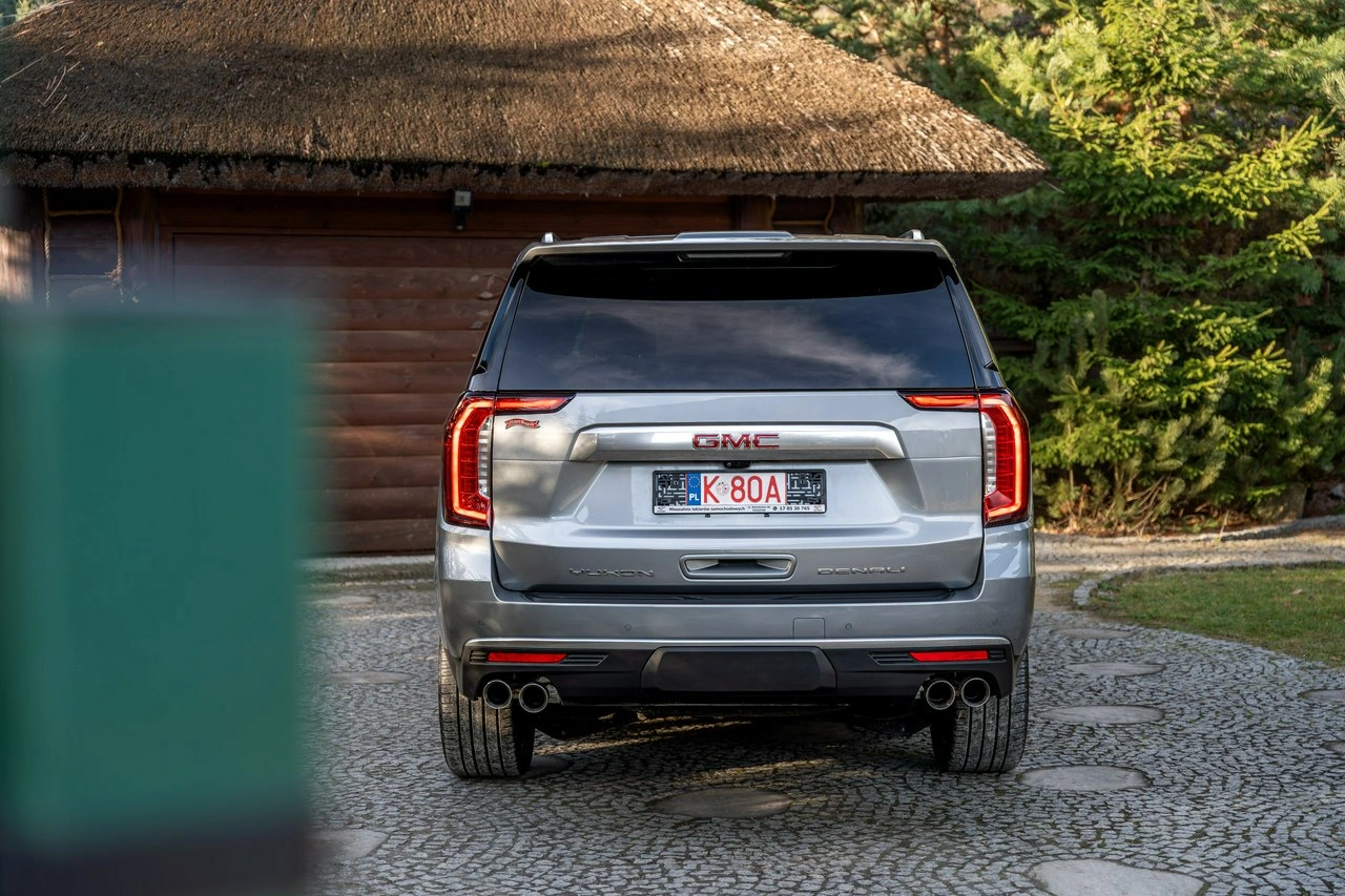 GMC Yukon - Zdjęcie 23