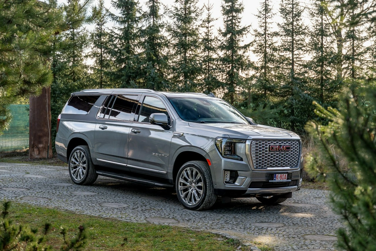 GMC Yukon - Zdjęcie 24