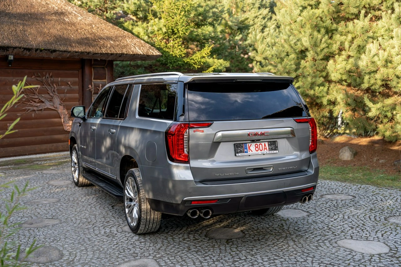 GMC Yukon - Zdjęcie 1