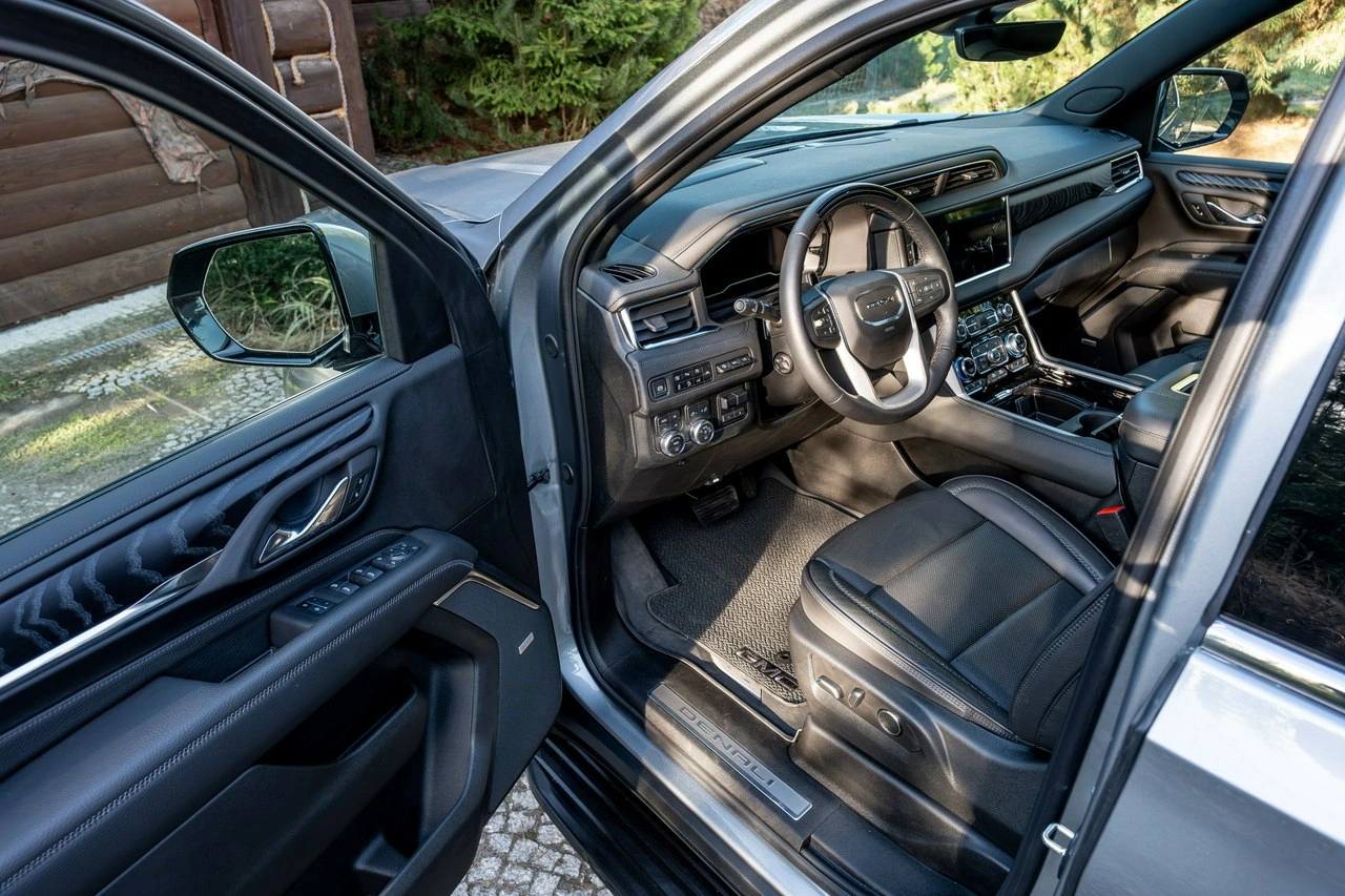 GMC Yukon - Zdjęcie 37