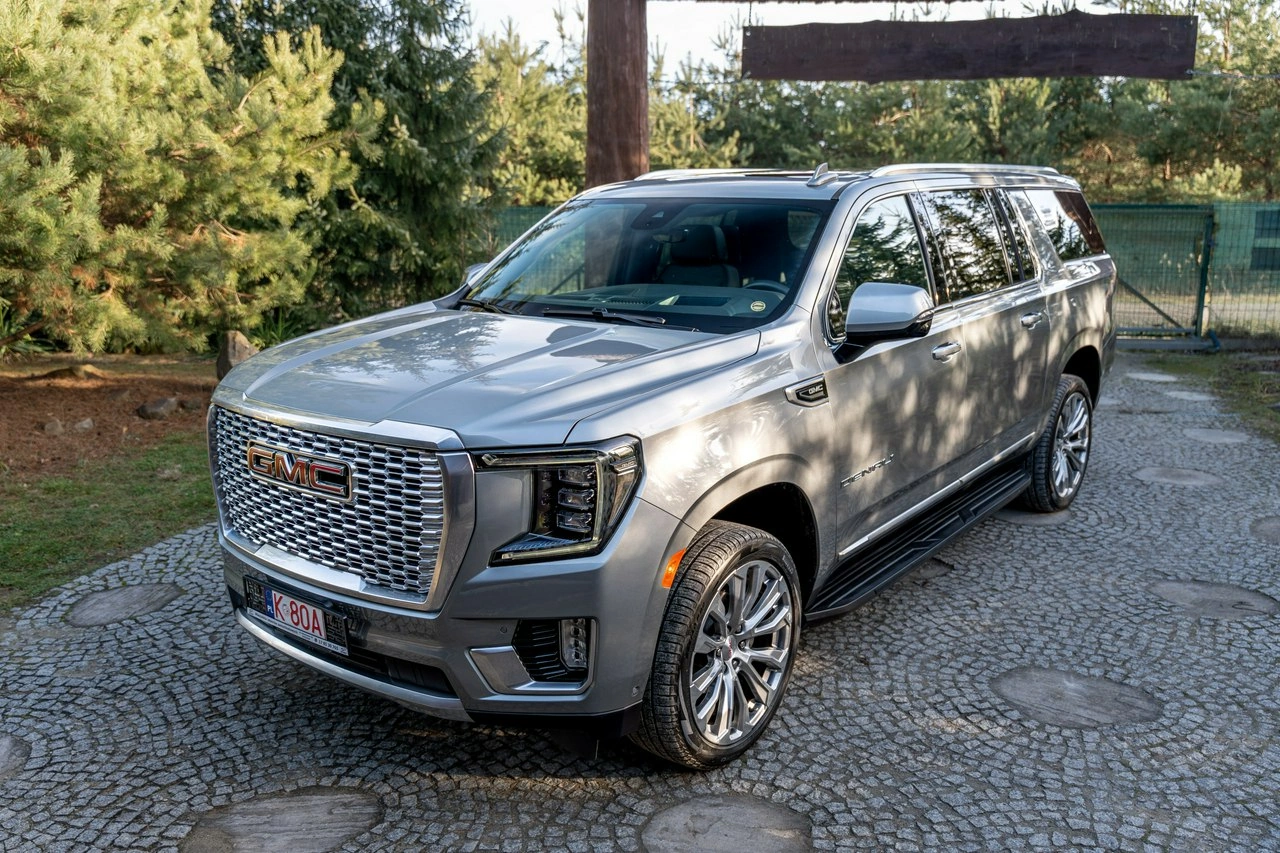 GMC Yukon - Zdjęcie 2