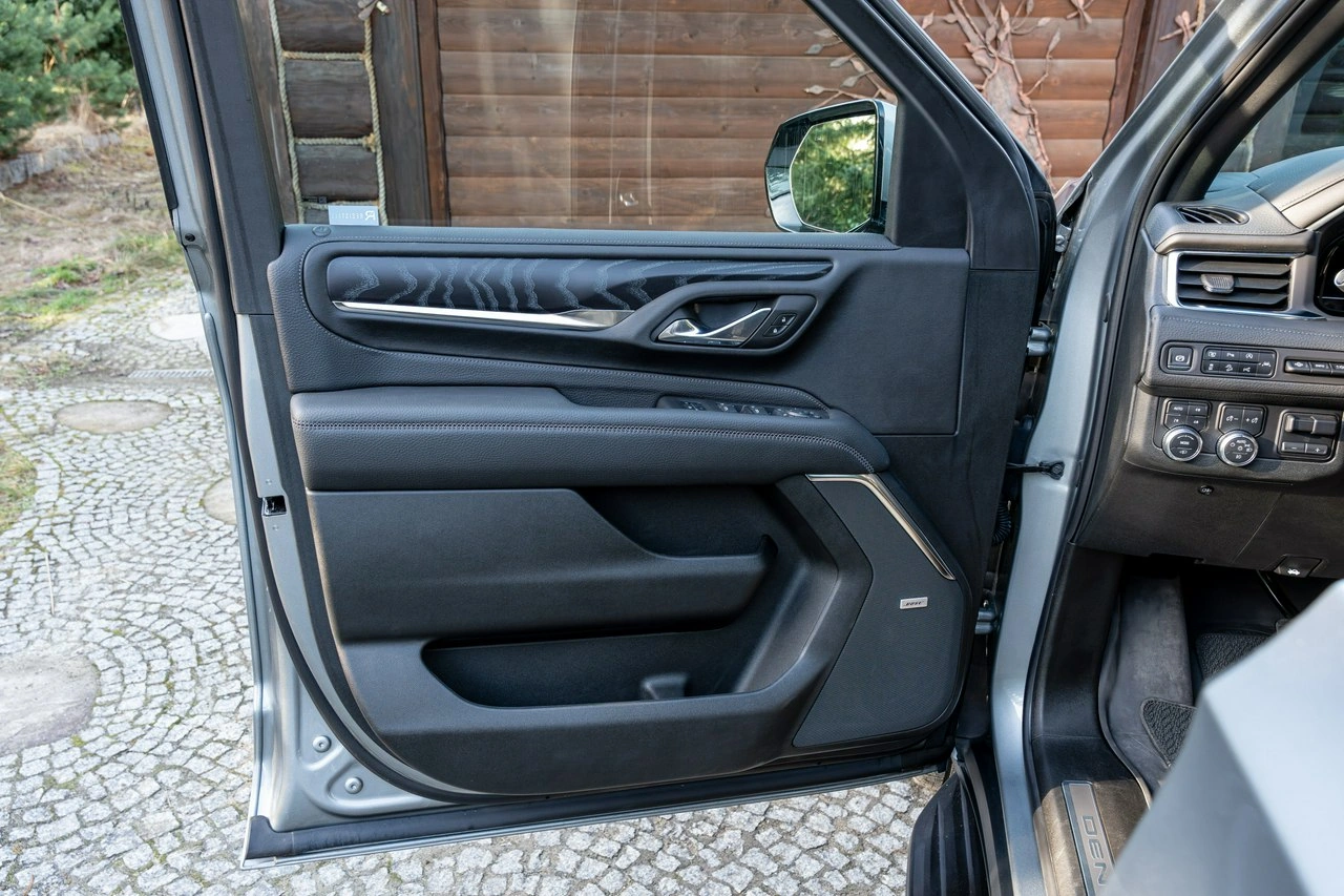 GMC Yukon - Zdjęcie 40